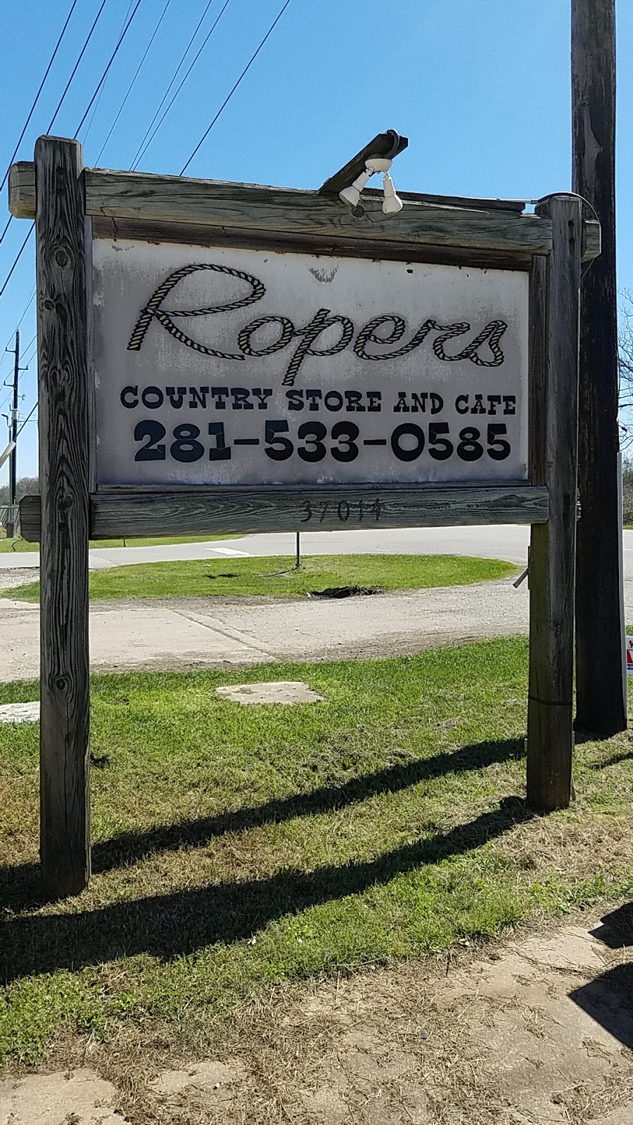 Ropers Country Store & Cafe | restaurant | 37014 Farm to Market 1093, Simonton, TX 77476, USA | 2815330585 OR +1 281-533-0585