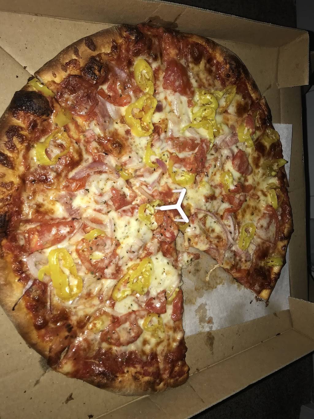 Baronis New York Pizza | restaurant | 1220 Ben Sawyer Blvd, Mt Pleasant, SC 29464, USA | 8433883382 OR +1 843-388-3382