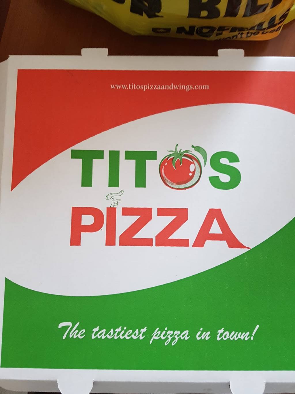 Tito’s Pizza and Wings | restaurant | 165 Fisher Mills Rd, Cambridge, ON N3C 1E1, Canada | 5192200222 OR +1 519-220-0222