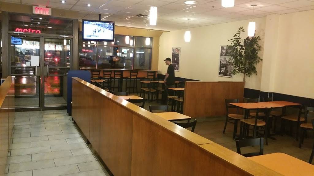 Harveys | restaurant | 4247 Rue Jean-Talon, Saint-Léonard, QC H1S 1J9, Canada | 5143743440 OR +1 514-374-3440