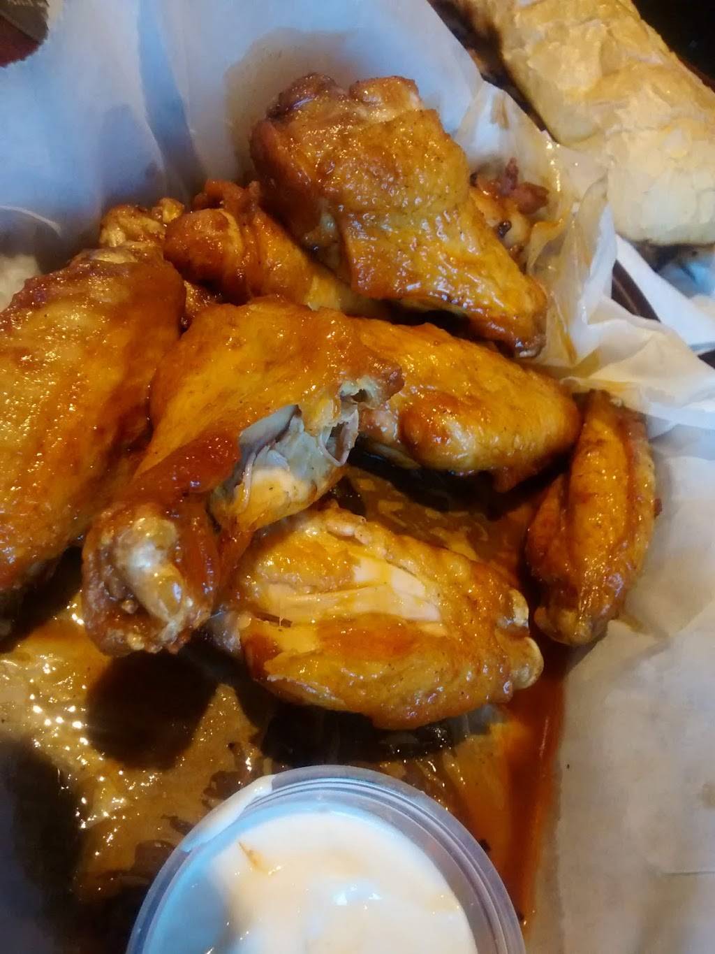 B J Mc Mahons | restaurant | 5432 95th St, Oak Lawn, IL 60453, USA | 7084223111 OR +1 708-422-3111