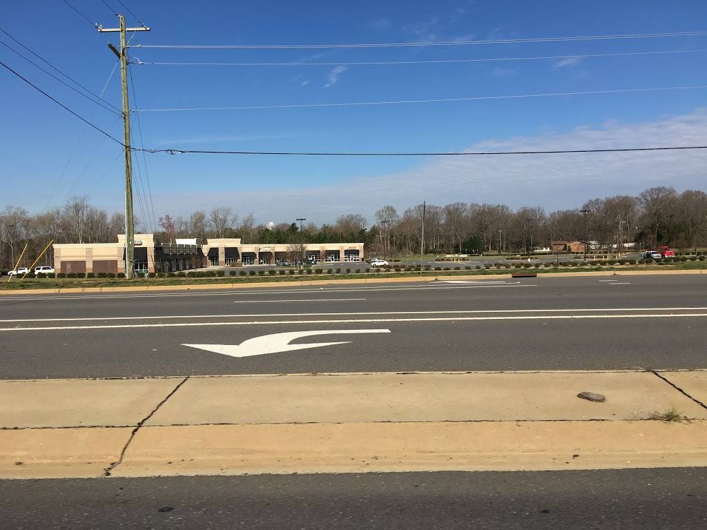 Papa Johns Pizza | restaurant | 4819 Shopton Rd Ste A, Charlotte, NC 28278, USA | 7047908200 OR +1 704-790-8200