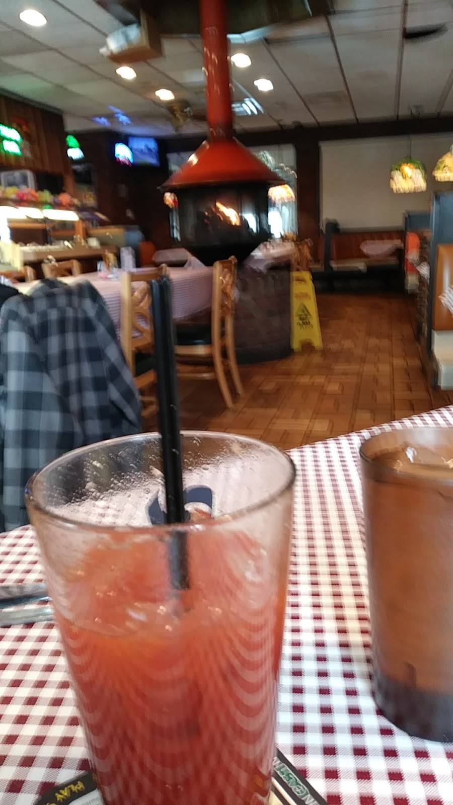 Richards Chicken & Ribs | restaurant | 900 W Rollins Rd, Round Lake Beach, IL 60073, USA | 8475466900 OR +1 847-546-6900