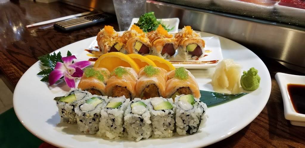 Happy Kitchen & Sushi Bar (open 7 days ） | restaurant | 69 Boone Village, Zionsville, IN 46077, USA | 3177330900 OR +1 317-733-0900
