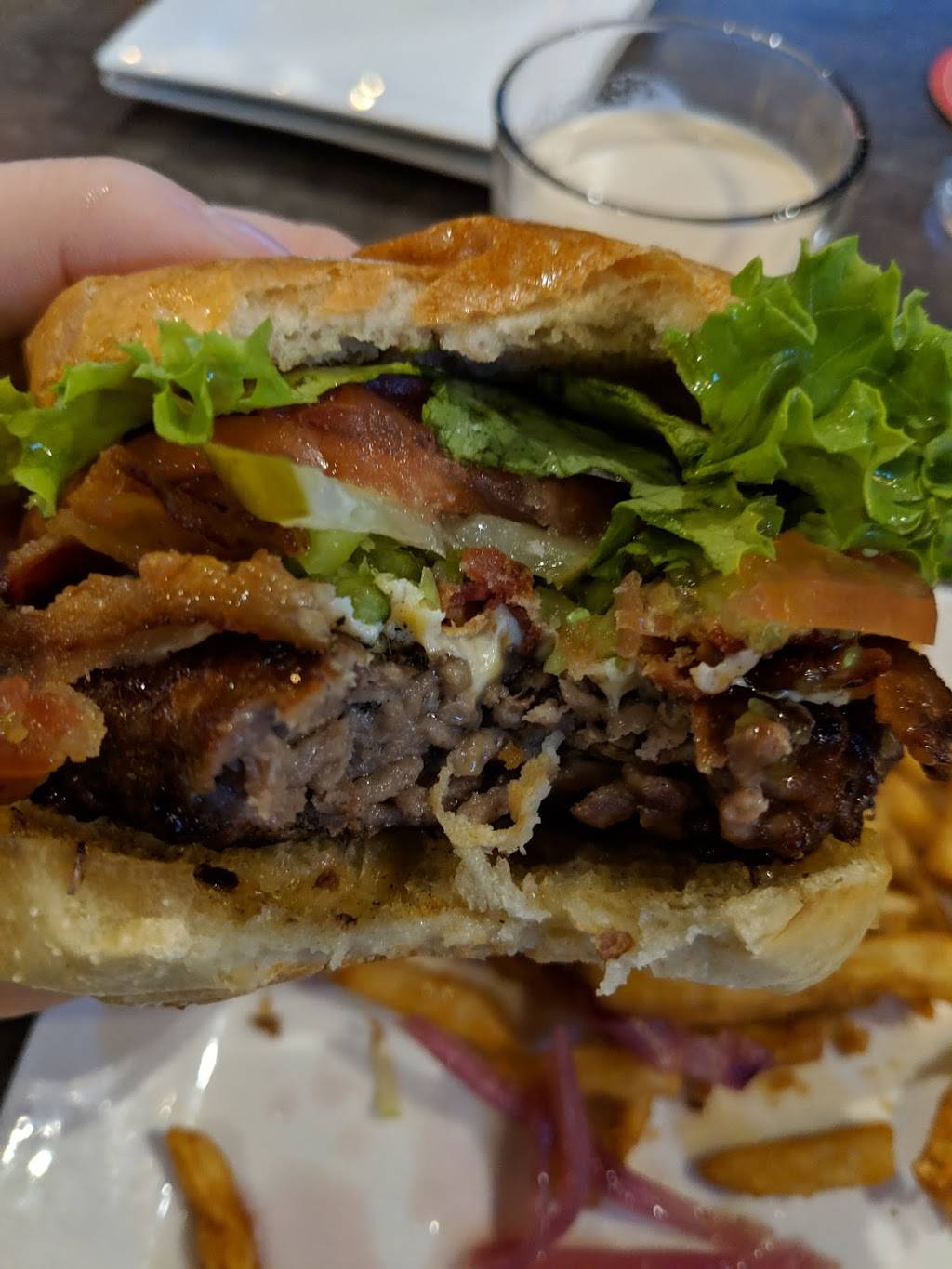 One Eyed Jack Pub & Grill | restaurant | 33 Taunton Rd W, Oshawa, ON L1G 7B4, Canada | 9052400080 OR +1 905-240-0080