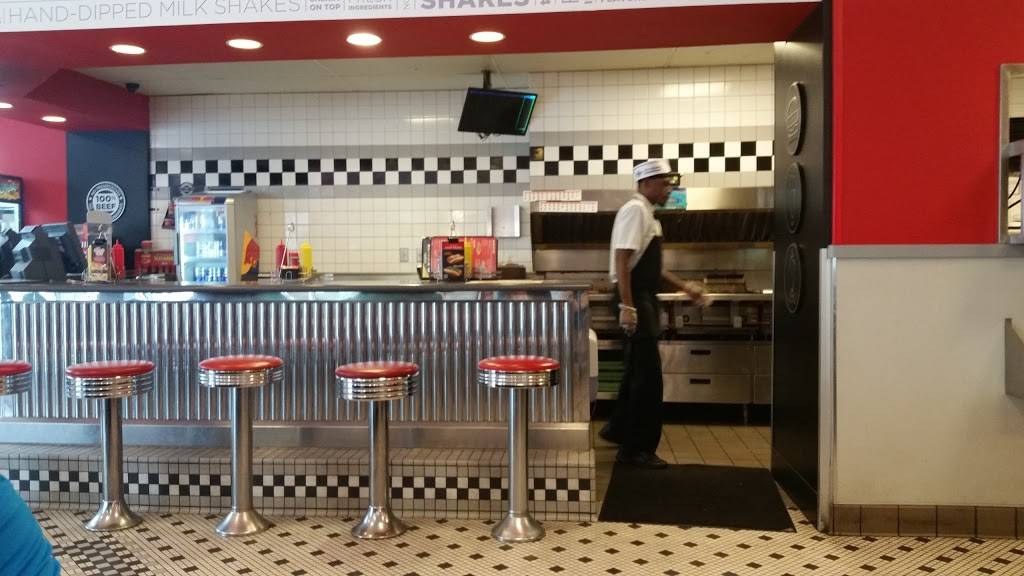 Steak n Shake | restaurant | 5180 NE 24th St, Ocala, FL 34470, USA | 3524380057 OR +1 352-438-0057