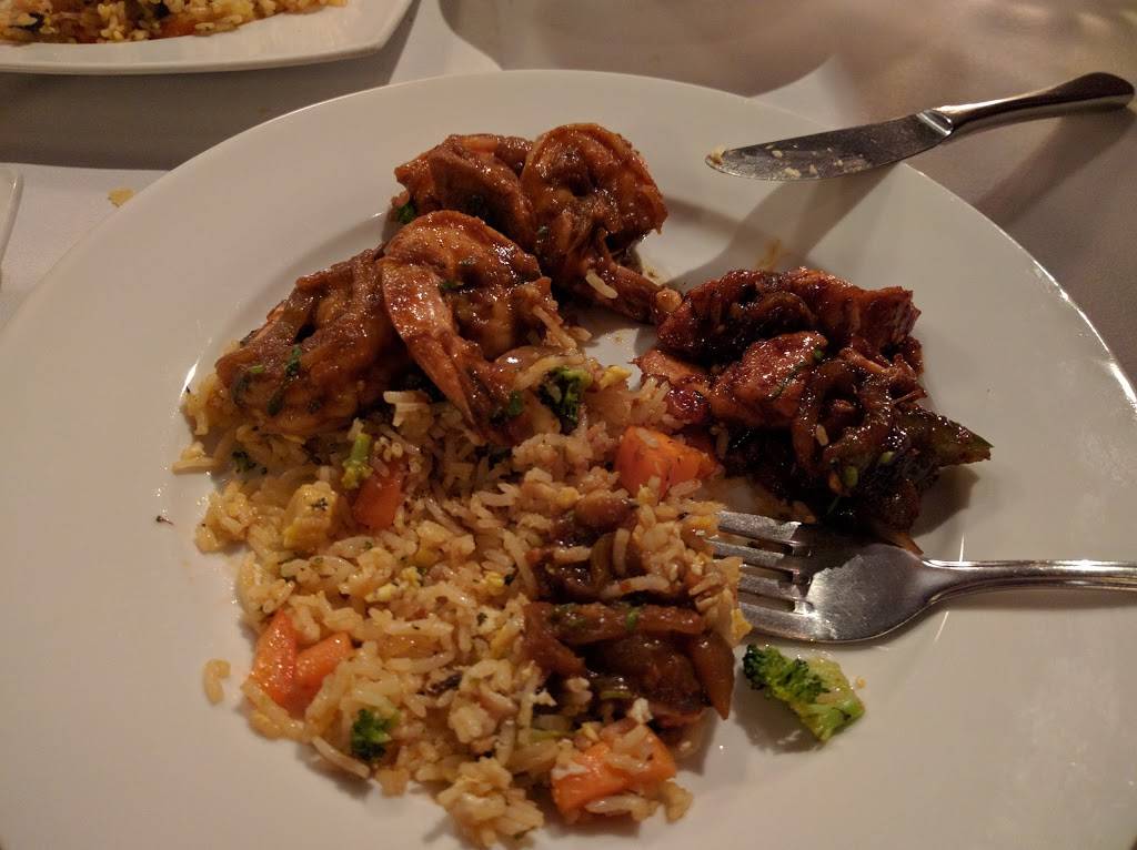 Mango Rain | restaurant | 1714 Lakeshore Rd W, Mississauga, ON L5J 1J5, Canada | 9059191374 OR +1 905-919-1374