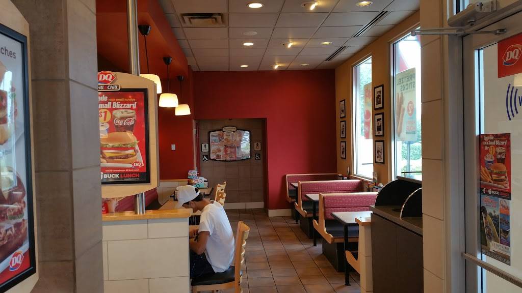 Dairy Queen Grill & Chill | restaurant | 2900 Wilma Rudolph Blvd, Clarksville, TN 37040, USA | 9315524100 OR +1 931-552-4100