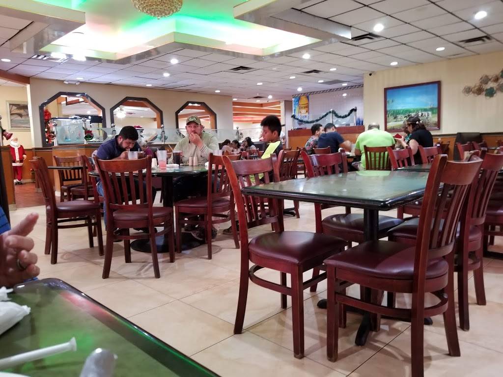 El Palacio | restaurant | 909 W Vine St, Kissimmee, FL 34741, USA | 4078705500 OR +1 407-870-5500