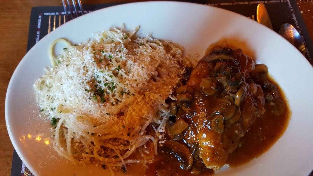 The Old Spaghetti Factory | meal takeaway | 2110 Newport Blvd, Newport Beach, CA 92663, USA | 9496758654 OR +1 949-675-8654