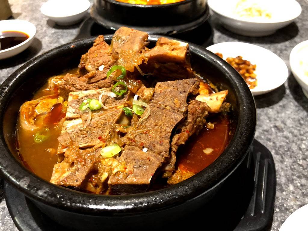 Kim’s Tofu | restaurant | 9019 Bayview Ave #15, Richmond Hill, ON L4B 3M6, Canada | 9057631911 OR +1 905-763-1911