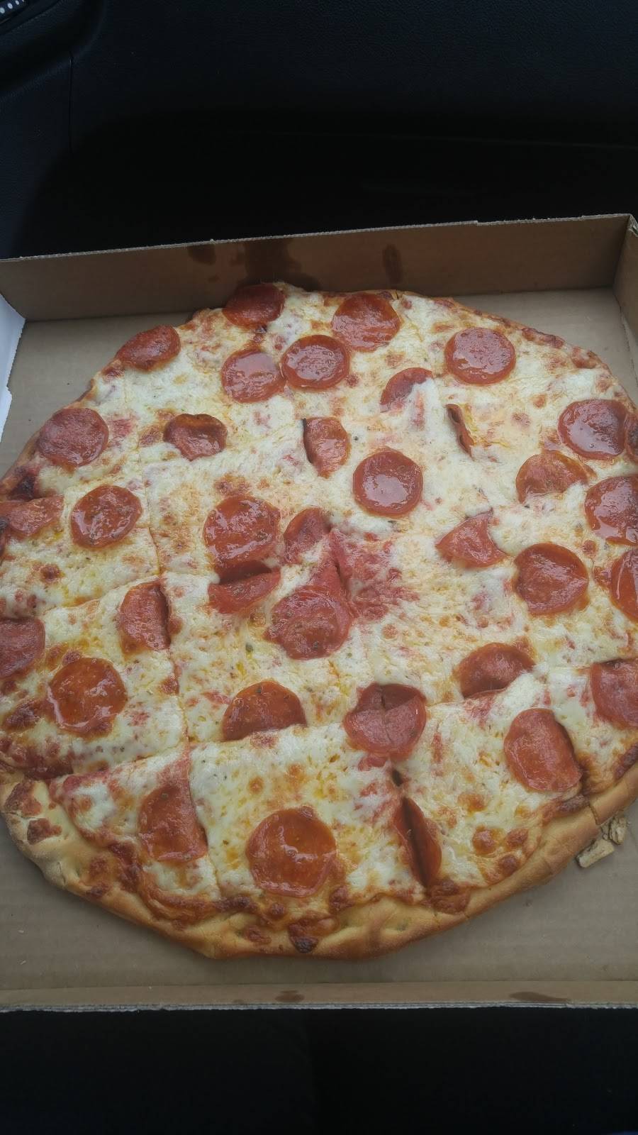 Vinnys Pizza and Wings | restaurant | 221 W Lincoln Hwy, DeKalb, IL 60115, USA | 8157876200 OR +1 815-787-6200