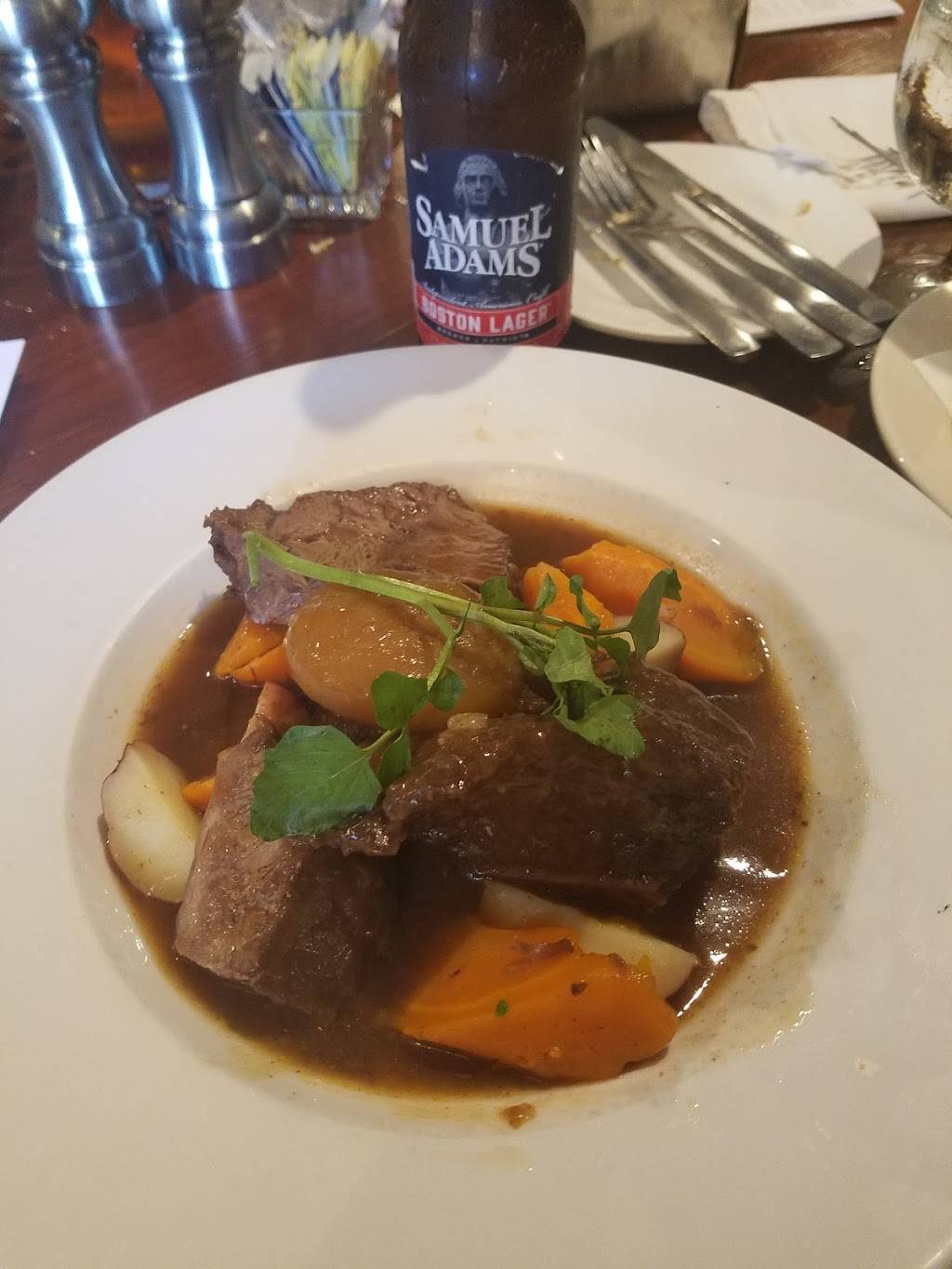 Liberty at the Colonial Inn | restaurant | 48 Monument Square, Concord, MA 01742, USA | 9783692373 OR +1 978-369-2373