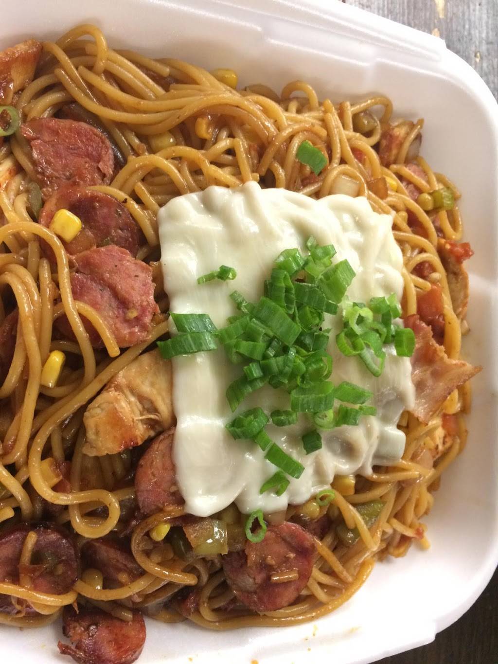 Brasileirinho Bakery & Restaurant | restaurant | 581 Boston Post Rd E, Marlborough, MA 01752, USA | 5086247524 OR +1 508-624-7524