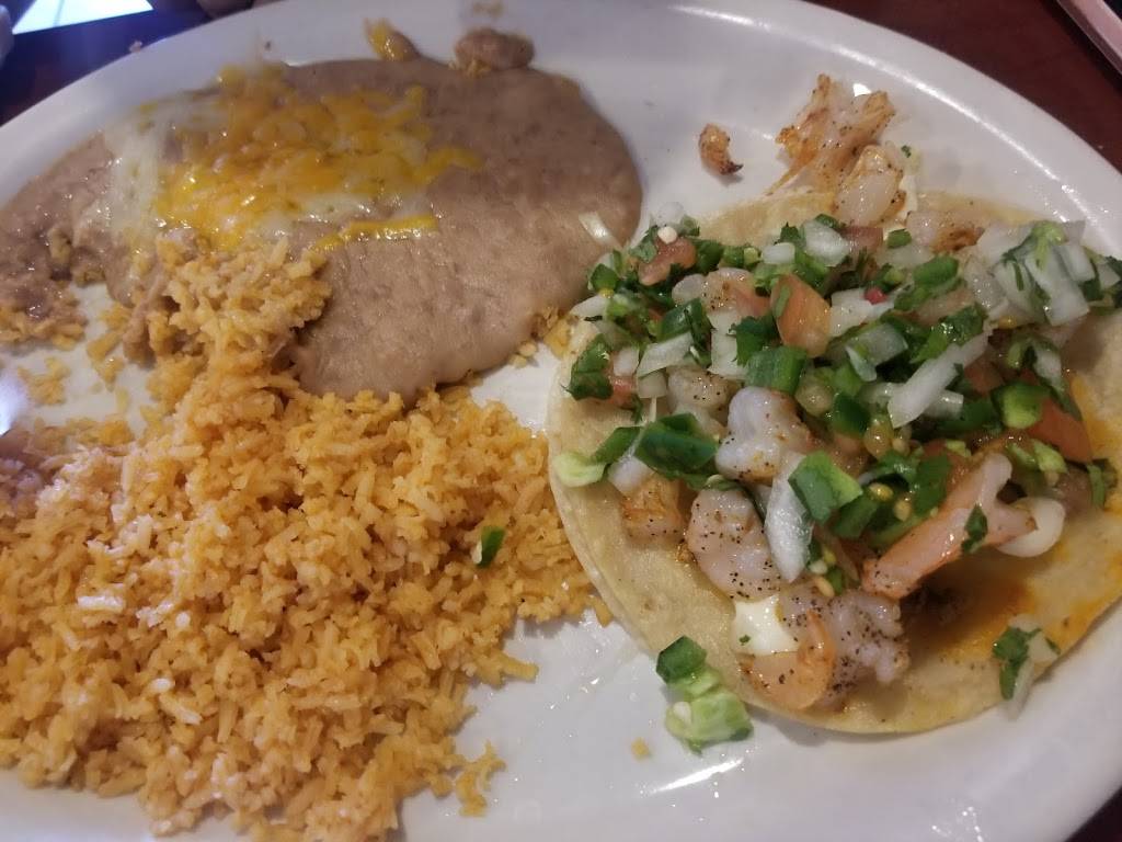 El Charrito Authentic Mexican Cuisine | restaurant | 5410 W Glendale Ave, Glendale, AZ 85301, USA | 6238474139 OR +1 623-847-4139