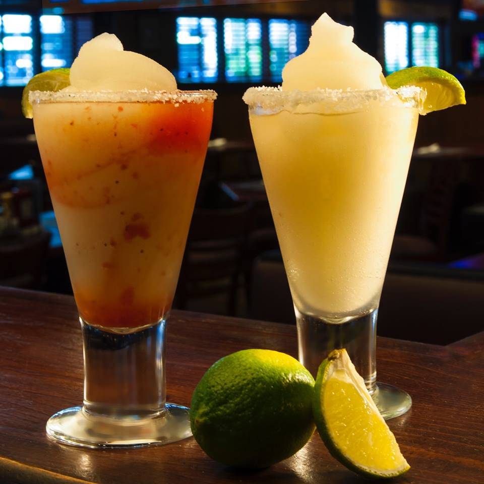 Zipps Sports Grill | restaurant | 14148 N 100th St, Scottsdale, AZ 85259, USA | 4803144600 OR +1 480-314-4600