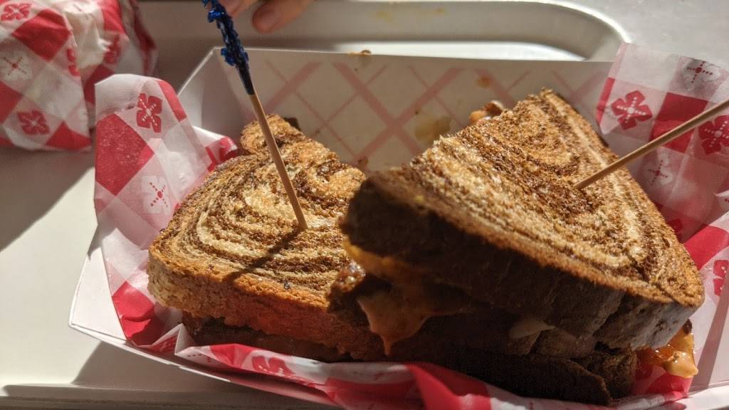 Beaut Burger | restaurant | 267 South Avenida del Convento, Tucson, AZ 85745, USA | 5203445907 OR +1 520-344-5907