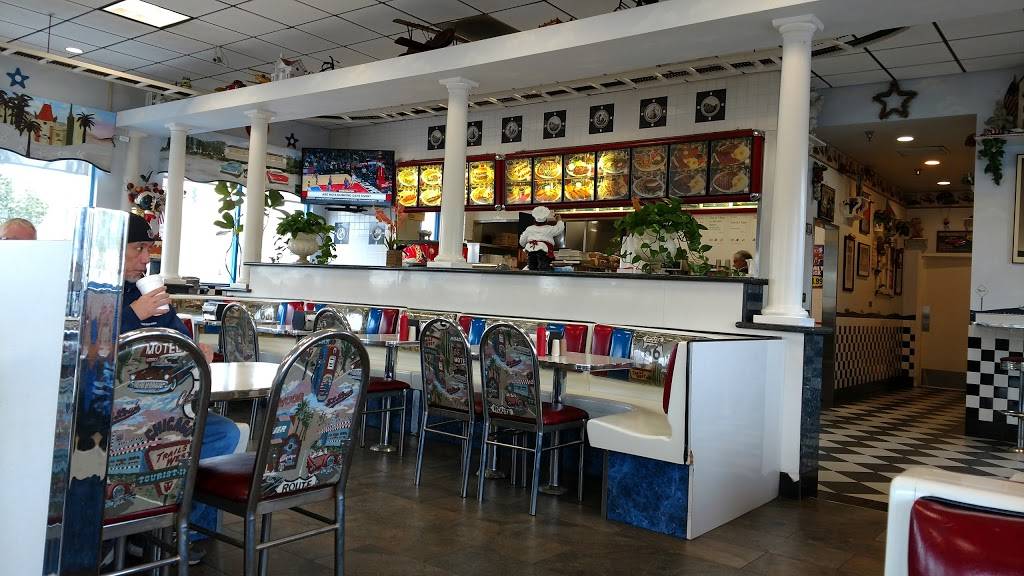 Burger Town USA | restaurant | 7670 Cherry Ave, Fontana, CA 92336, USA | 9098544999 OR +1 909-854-4999