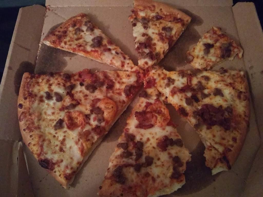 Dominos Pizza | meal delivery | 719 Madison St, Shelbyville, TN 37160, USA | 9316849592 OR +1 931-684-9592