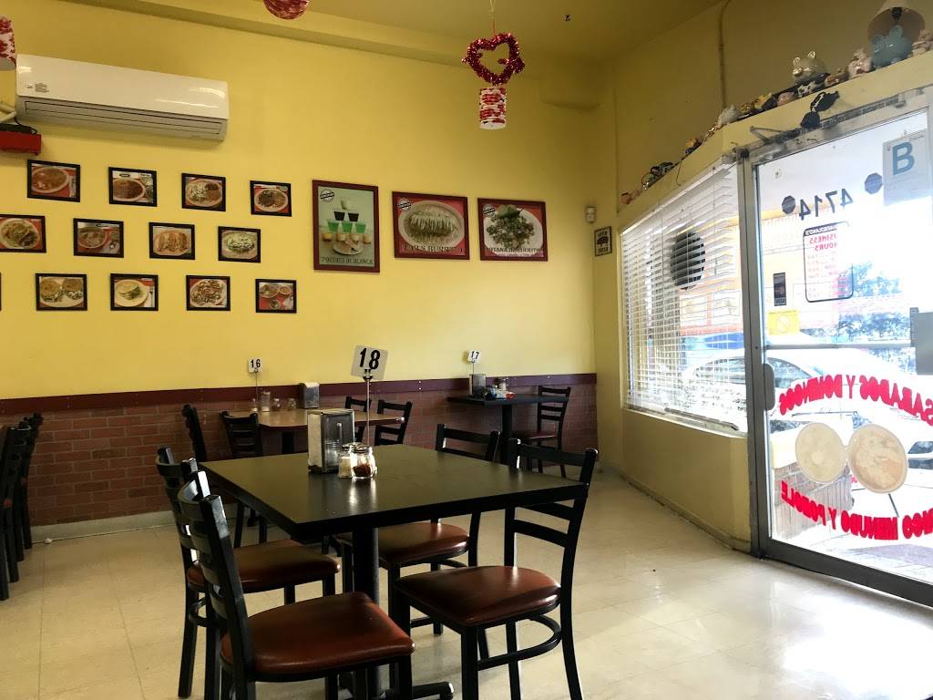 Chicharroland | restaurant | 4714 S Main St, Los Angeles, CA 90037, USA | 3232328850 OR +1 323-232-8850