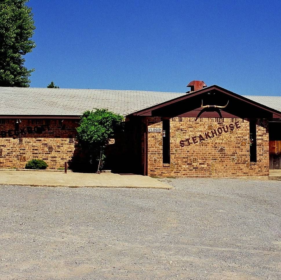 Deckboat Steakhouse&Motel | restaurant | Fort Cobb, OK 73038, USA | 4056432531 OR +1 405-643-2531