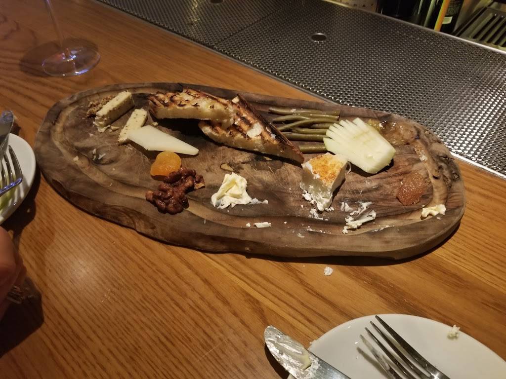 The Green Room | restaurant | 1250 E Harvard Rd, Burbank, CA 91501, USA | 8188486691 OR +1 818-848-6691