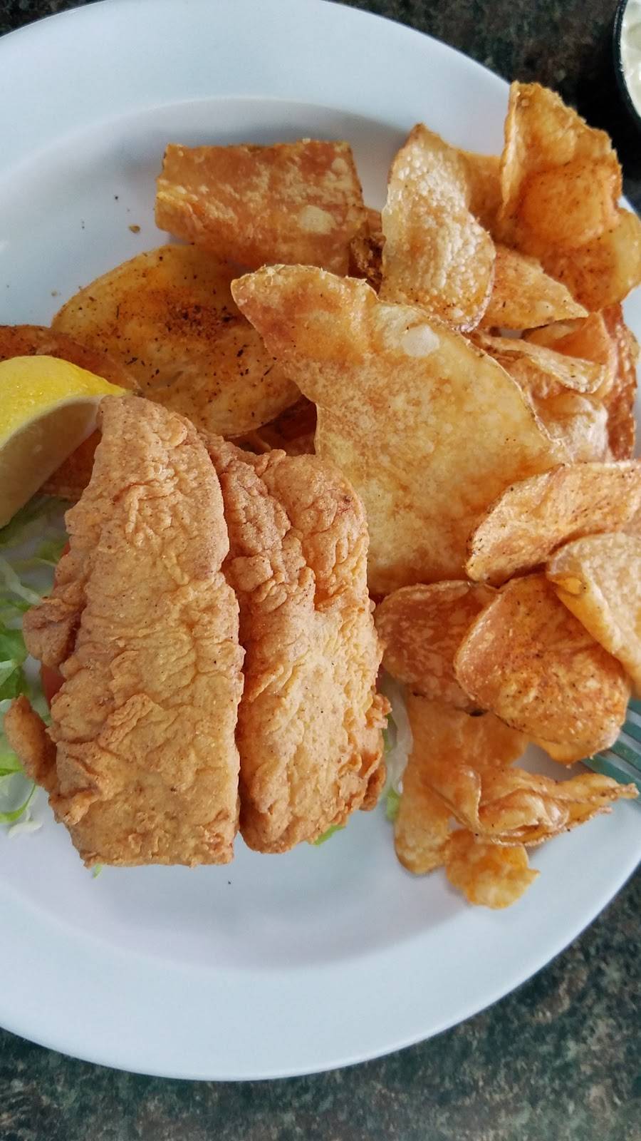 Seagrass Waterfront & Tiki Bar | restaurant | 10386 W Halls River Rd, Homosassa, FL 34448, USA | 3525032007 OR +1 352-503-2007