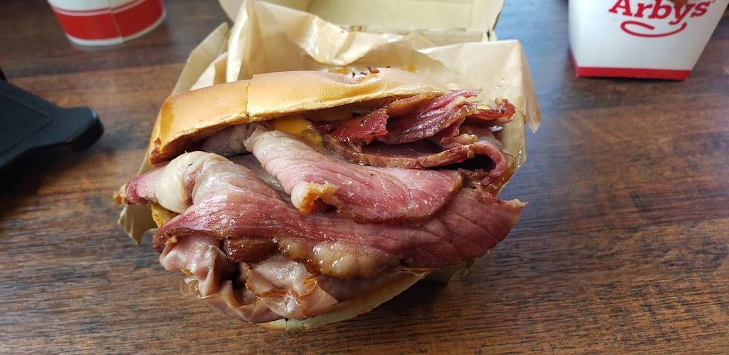 Arbys | restaurant | 8950 Metro Airport Ave, Broomfield, CO 80020, USA | 3034692783 OR +1 303-469-2783