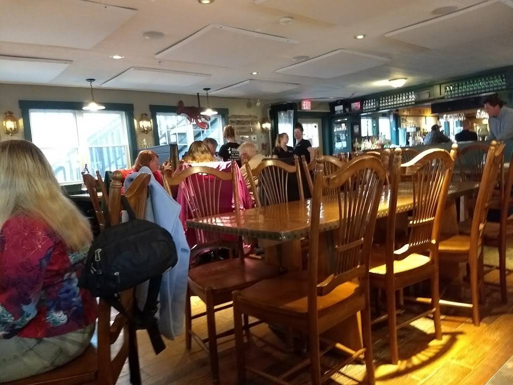 McSeagull’s Restaurant | restaurant | 14 Wharf St, Boothbay Harbor, ME 04538, USA | 2076335900 OR +1 207-633-5900