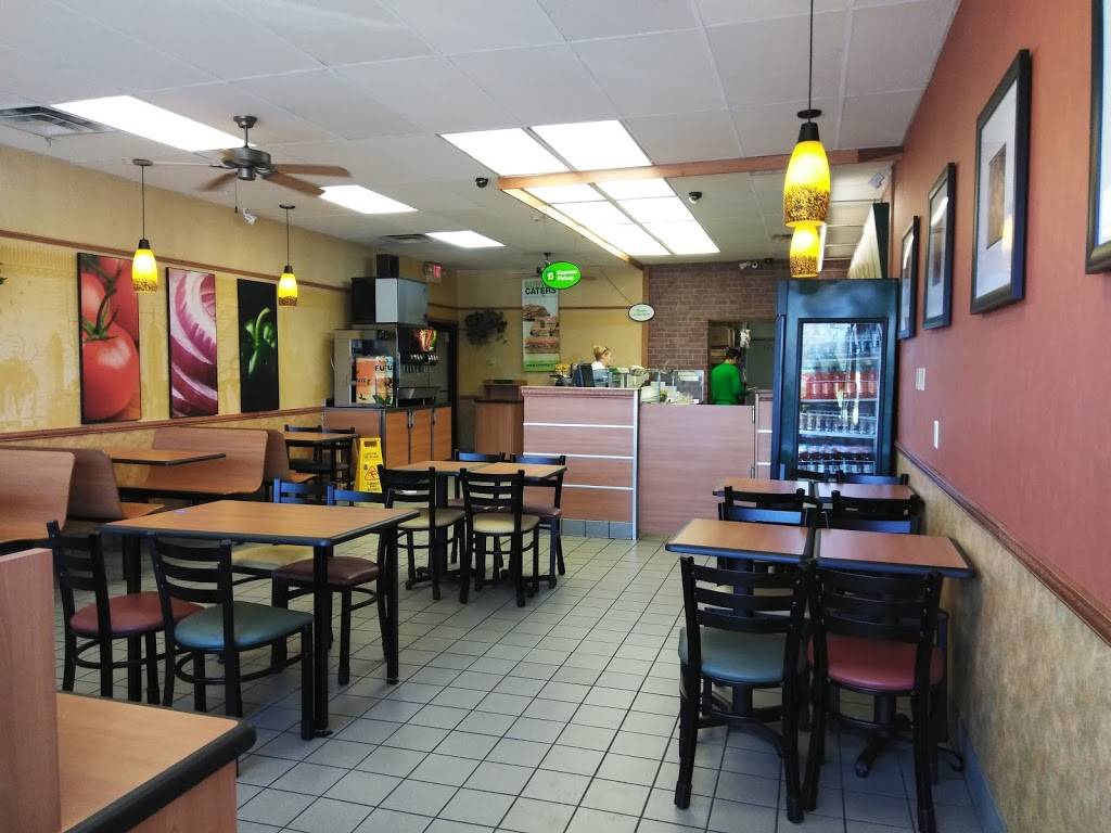 Subway | restaurant | 411 W Spring St, New Albany, IN 47150, USA | 8129459330 OR +1 812-945-9330