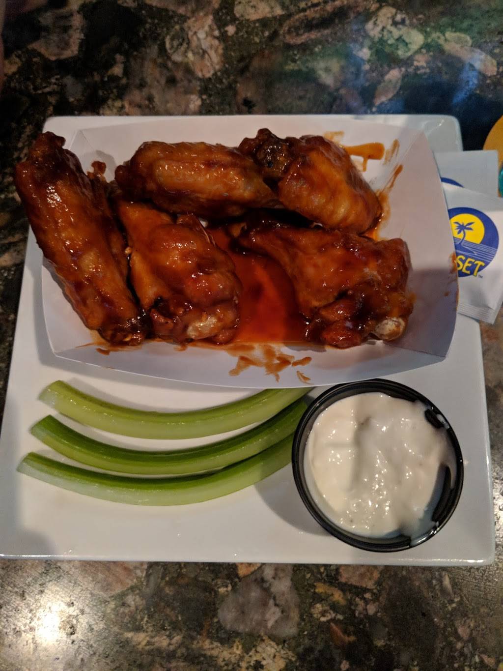 Wissahickon Bar & Bistro | restaurant | 5109 Rochelle Ave, Philadelphia, PA 19128, USA | 2154828583 OR +1 215-482-8583