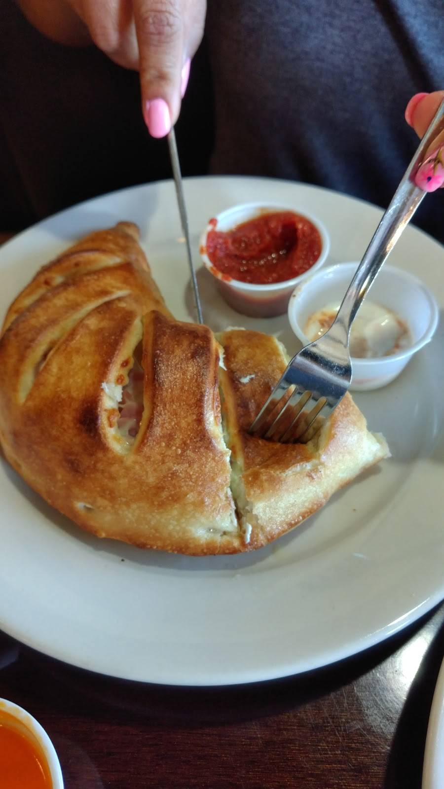 Lake Ridge Pizzeria | restaurant | 2229 Old Bridge Rd, Woodbridge, VA 22192, USA | 7034942134 OR +1 703-494-2134