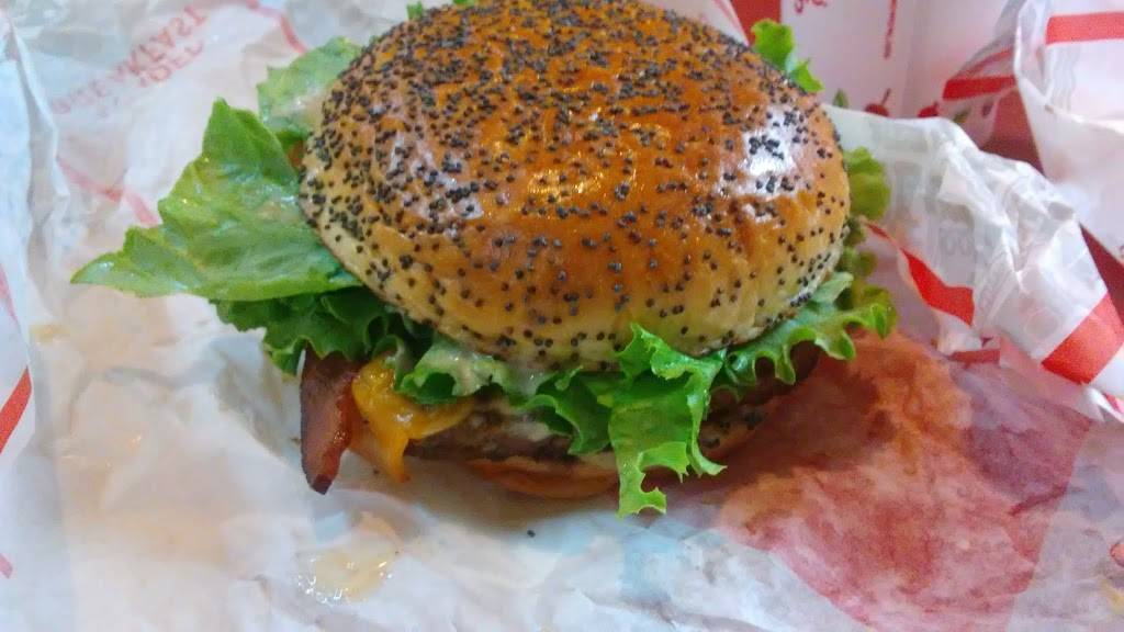 Jack in the Box | restaurant | 500 Broadway St, Chico, CA 95928, USA | 5308935198 OR +1 530-893-5198