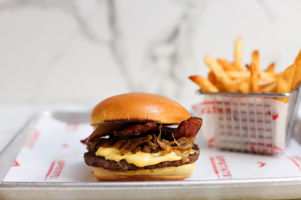 Upstate - Burgers & Wings | restaurant | 411 Swedeland Rd, King of Prussia, PA 19406, USA | 4842222288 OR +1 484-222-2288