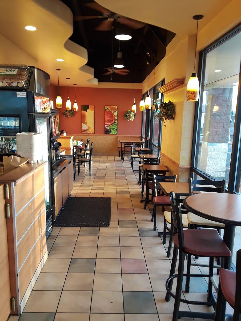 Subway | meal takeaway | 507 S Roosevelt Dr, Seaside, OR 97138, USA | 5037388333 OR +1 503-738-8333