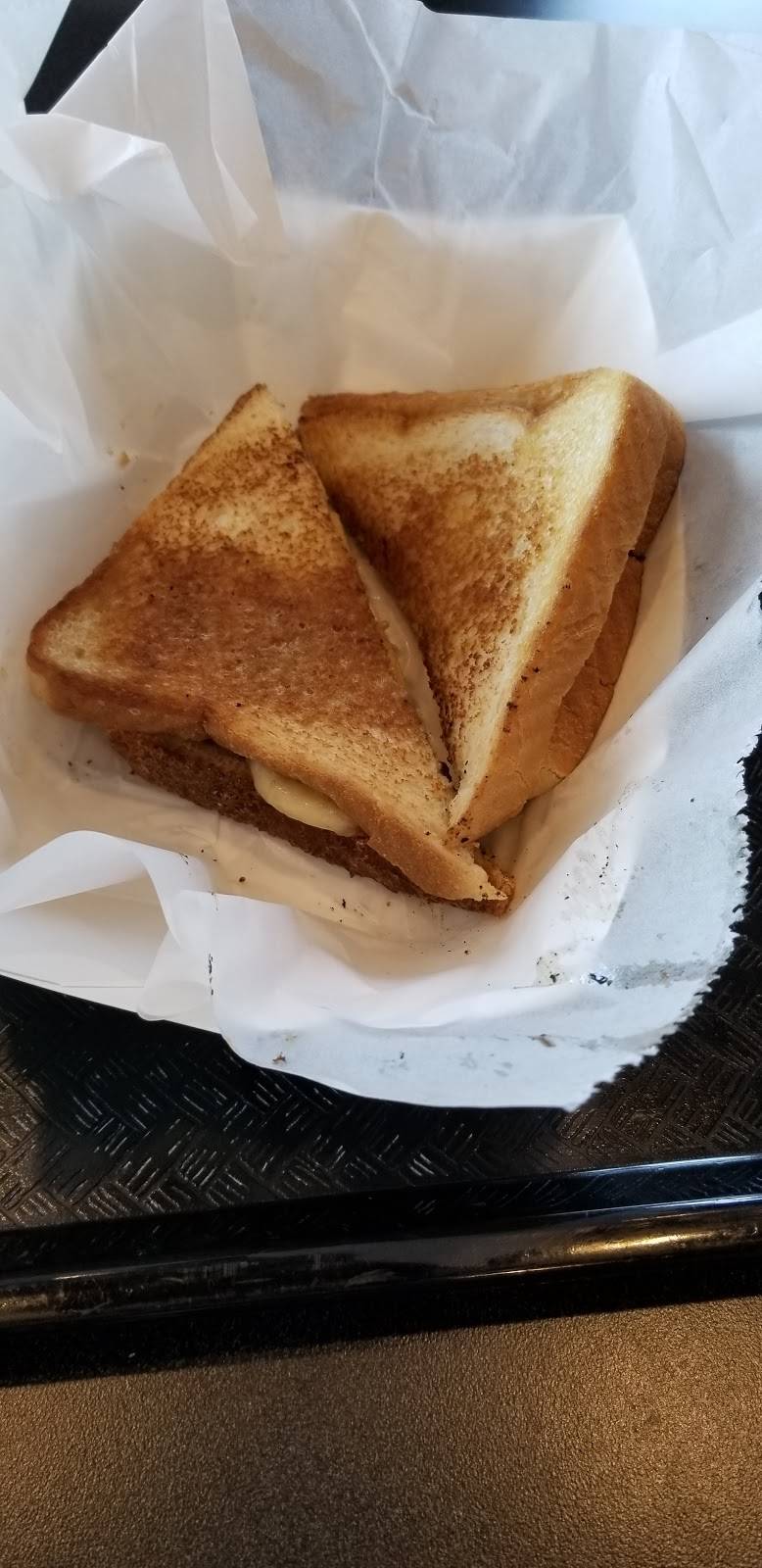 Gladys Diner | restaurant | 3717 Elvis Presley Blvd, Memphis, TN 38116, USA | 9013323322 OR +1 901-332-3322