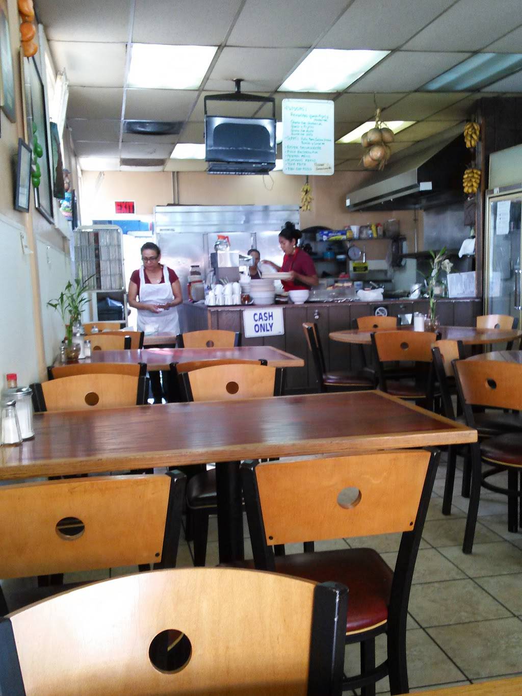 Los Cocos | Salvadorian Restaurant | restaurant | 1449 Fruitvale Ave, Oakland, CA 94601, USA | 5105363079 OR +1 510-536-3079