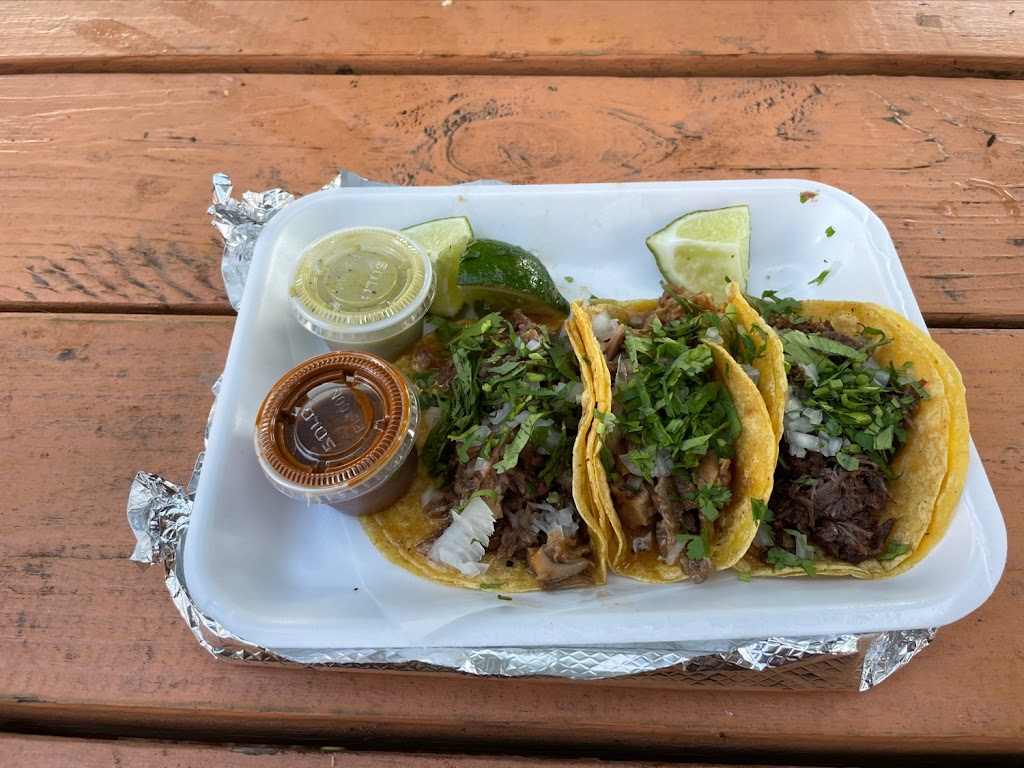 Cuantos Tacos | restaurant | 1108 E 12th St, Austin, TX 78702, USA | 5129033918 OR +1 512-903-3918