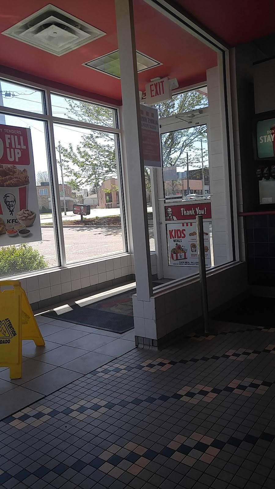 KFC | restaurant | 5380 Pearl Rd, Parma, OH 44129, USA | 4408847100 OR +1 440-884-7100