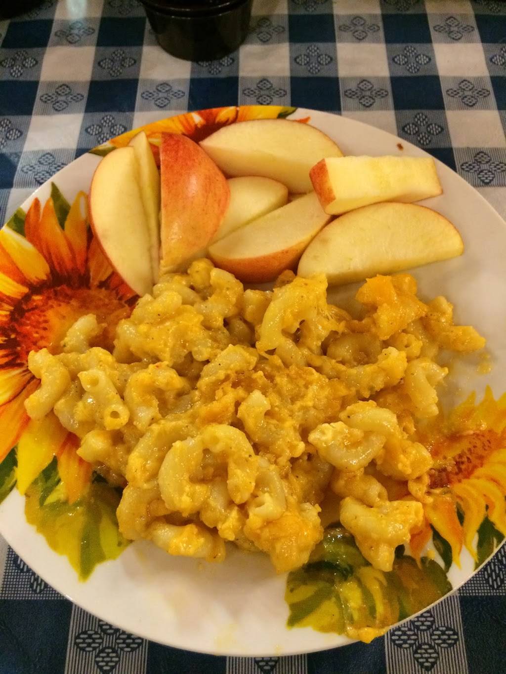 Little Rock Stock Cafe | restaurant | 304 Barrington Rd, Wauconda, IL 60084, USA | 8478650288 OR +1 847-865-0288