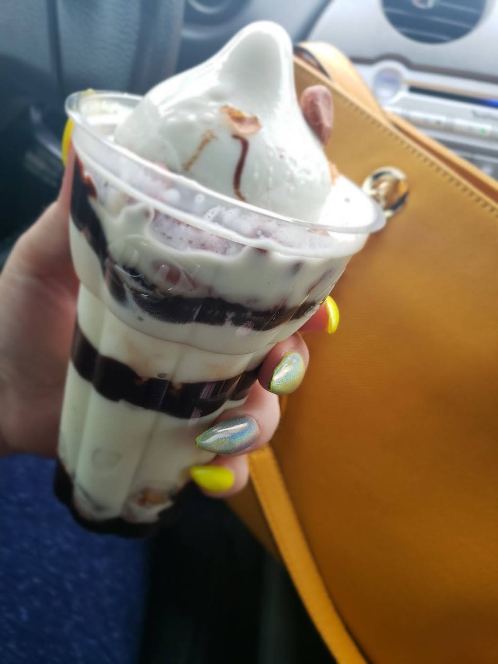 Dairy Queen | restaurant | 800 N Zaragoza Rd, El Paso, TX 79907, USA | 9158577070 OR +1 915-857-7070