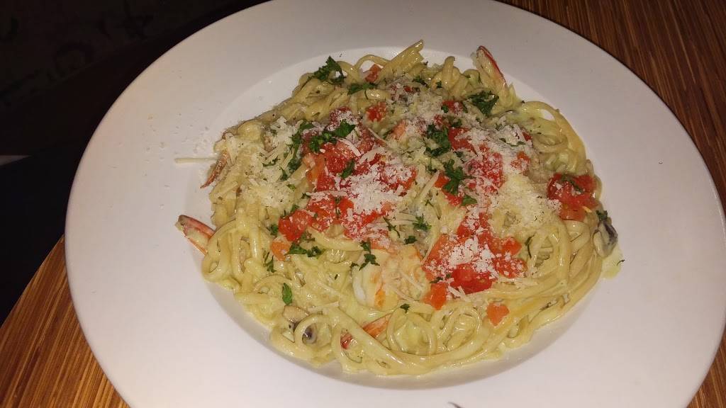 Onos Cafe Sushi and Asian Fusion Cuisine | restaurant | 4154 Bonita Rd, Bonita, CA 91902, USA | 6194706667 OR +1 619-470-6667