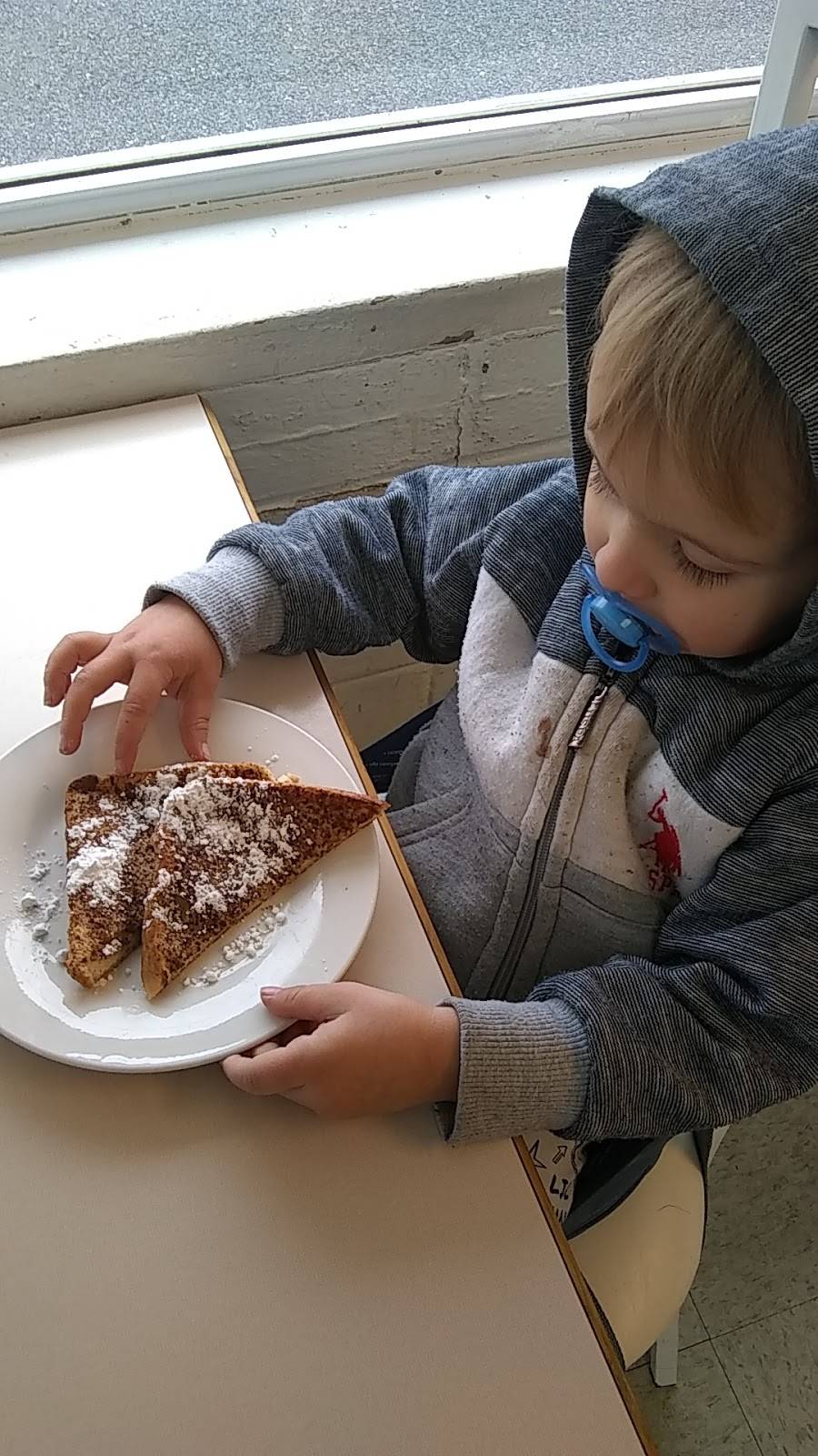 Donuts Delight | restaurant | 2710 Stuarts Draft Hwy, Stuarts Draft, VA 24477, USA | 5403372526 OR +1 540-337-2526