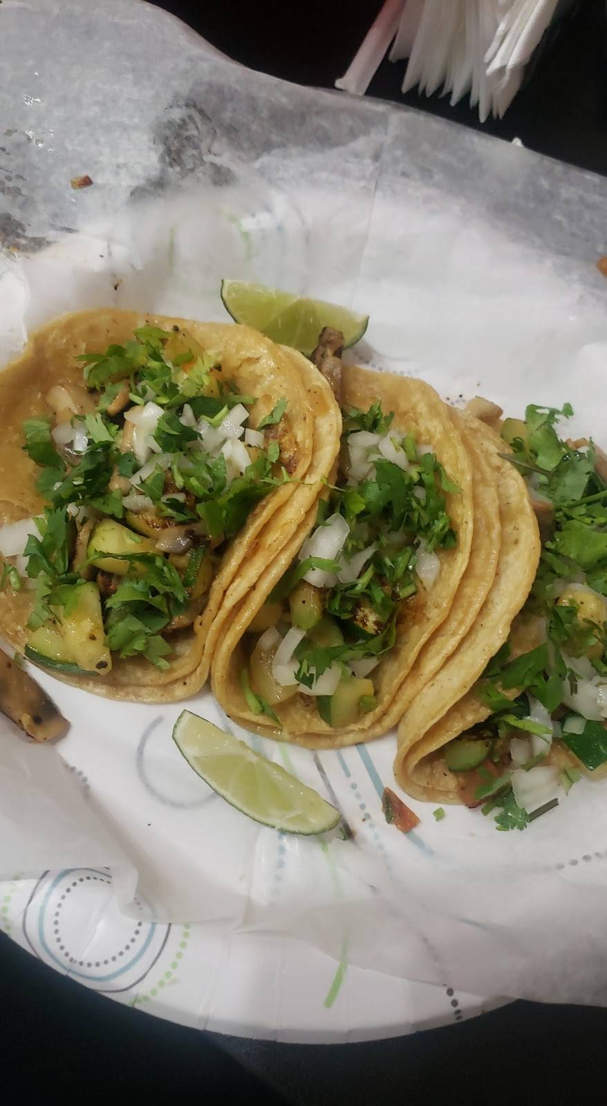 El Fogon Authentic Mexican Grill | restaurant | 3047 E Walton Blvd, Auburn Hills, MI 48326, USA | 2489775694 OR +1 248-977-5694