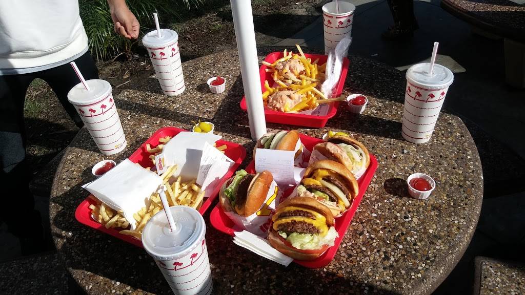 In-N-Out Burger | restaurant | 9032 Trask Ave, Garden Grove, CA 92844, USA | 8007861000 OR +1 800-786-1000