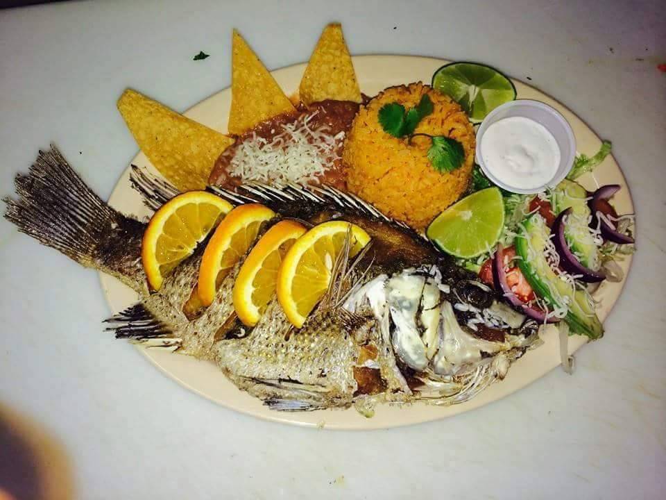 Birrieria El Camaronero | restaurant | 13565 Glenoaks Blvd, Sylmar, CA 91342, USA | 8183629226 OR +1 818-362-9226