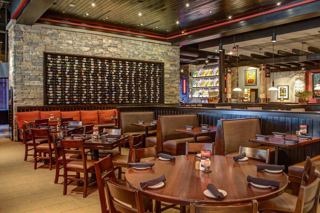 Firebirds Wood Fired Grill | restaurant | One Towne Centre Blvd, Fredericksburg, VA 22407, USA | 5405485100 OR +1 540-548-5100