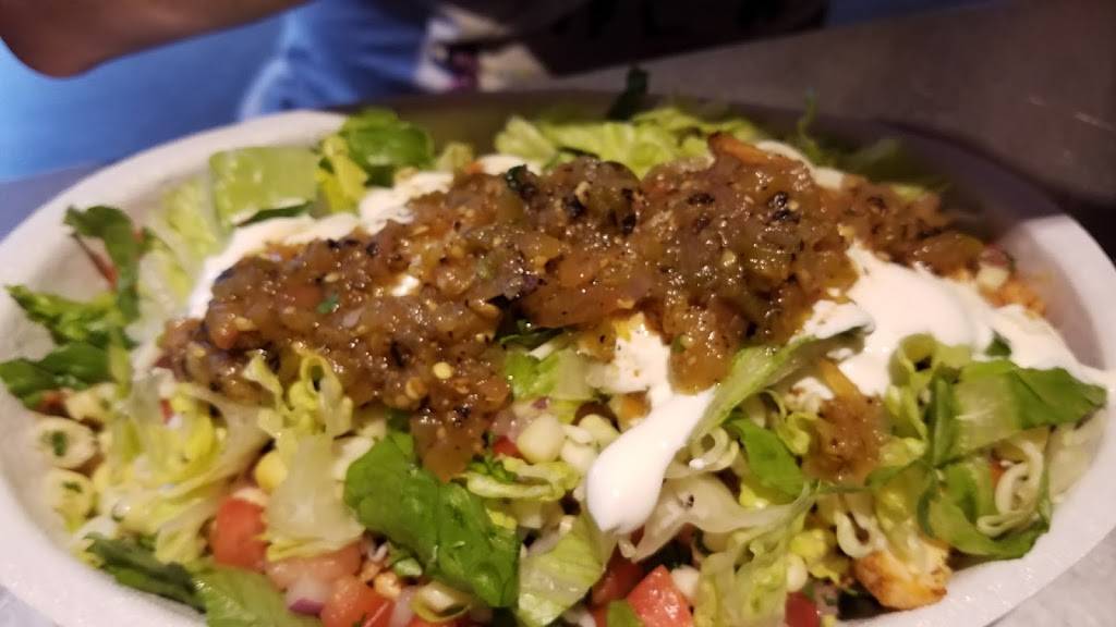 Chipotle Mexican Grill | restaurant | 17 Chaplin Road, Morgantown, WV 26501, USA | 3045994519 OR +1 304-599-4519