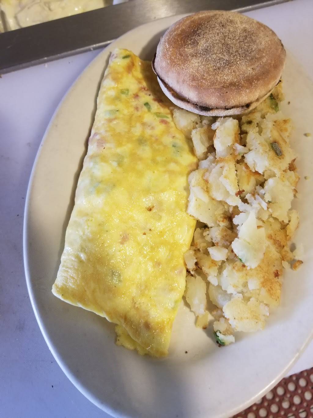 Old Georgetown Grille | restaurant | 7755 Old Georgetown Rd, Bethesda, MD 20814, USA | 3016520808 OR +1 301-652-0808