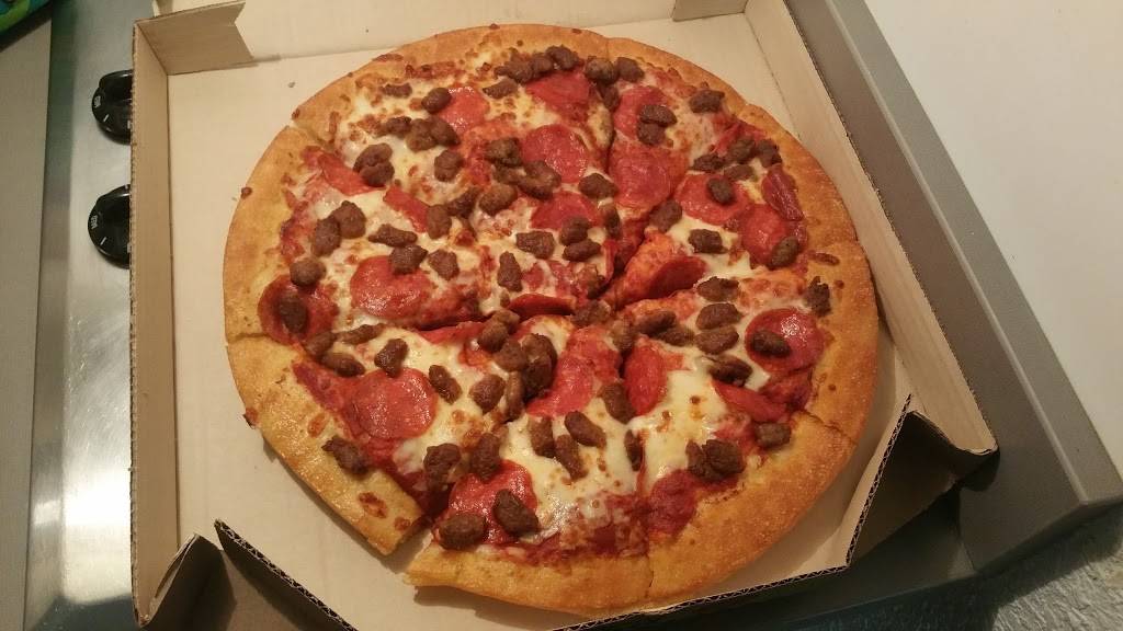 Pizza Hut | meal takeaway | 13212 Midlothian Turnpike, Midlothian, VA 23113, USA | 8047946466 OR +1 804-794-6466